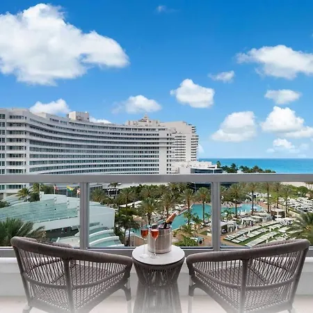 Fountainebleau Resort, Balcony With Ocean & Pool View